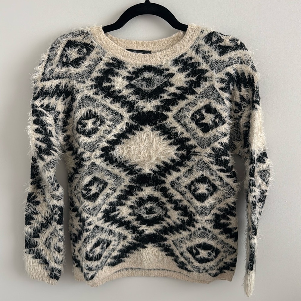 Forever 21 Furry Patterned Sweater Sz S